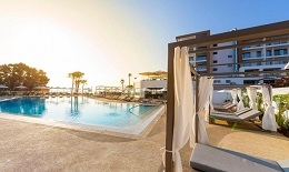 Leonardo Crystal Cove Hotel & Spa